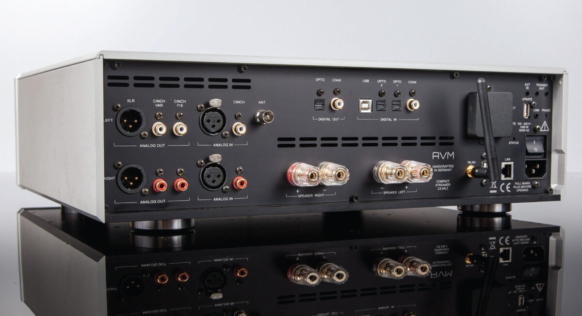 AVM_CS83_BlacEdition_3.jpg